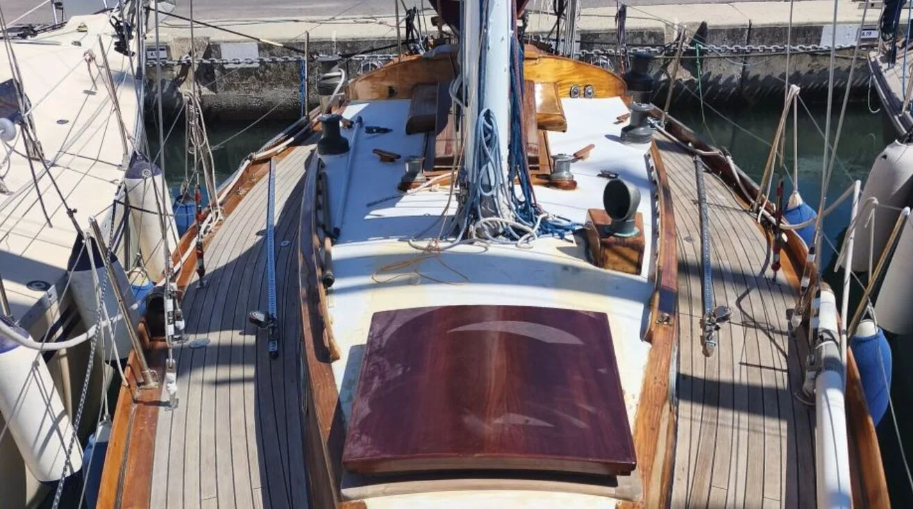 CRAZY  LIFE — Bateau à voile 11,27 m (2)