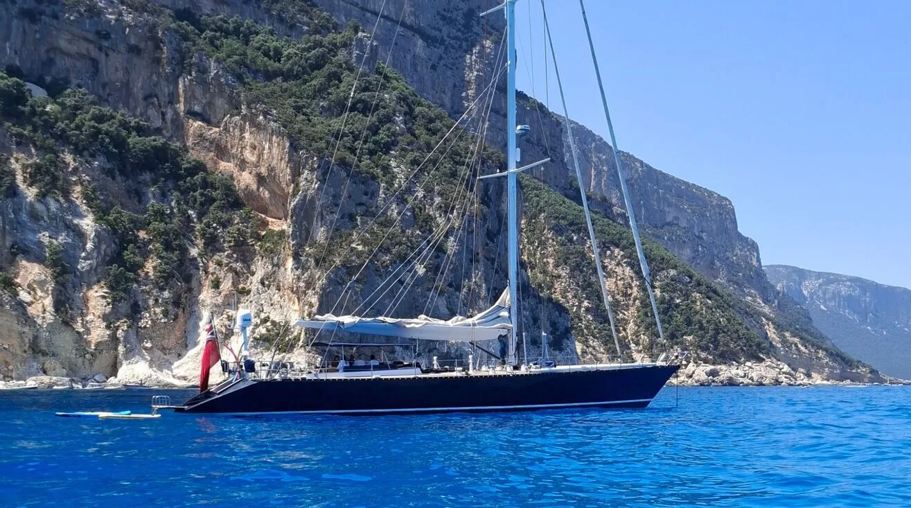 DARK STAR OF LONDON — Bateau à voile 27,50 m (2)