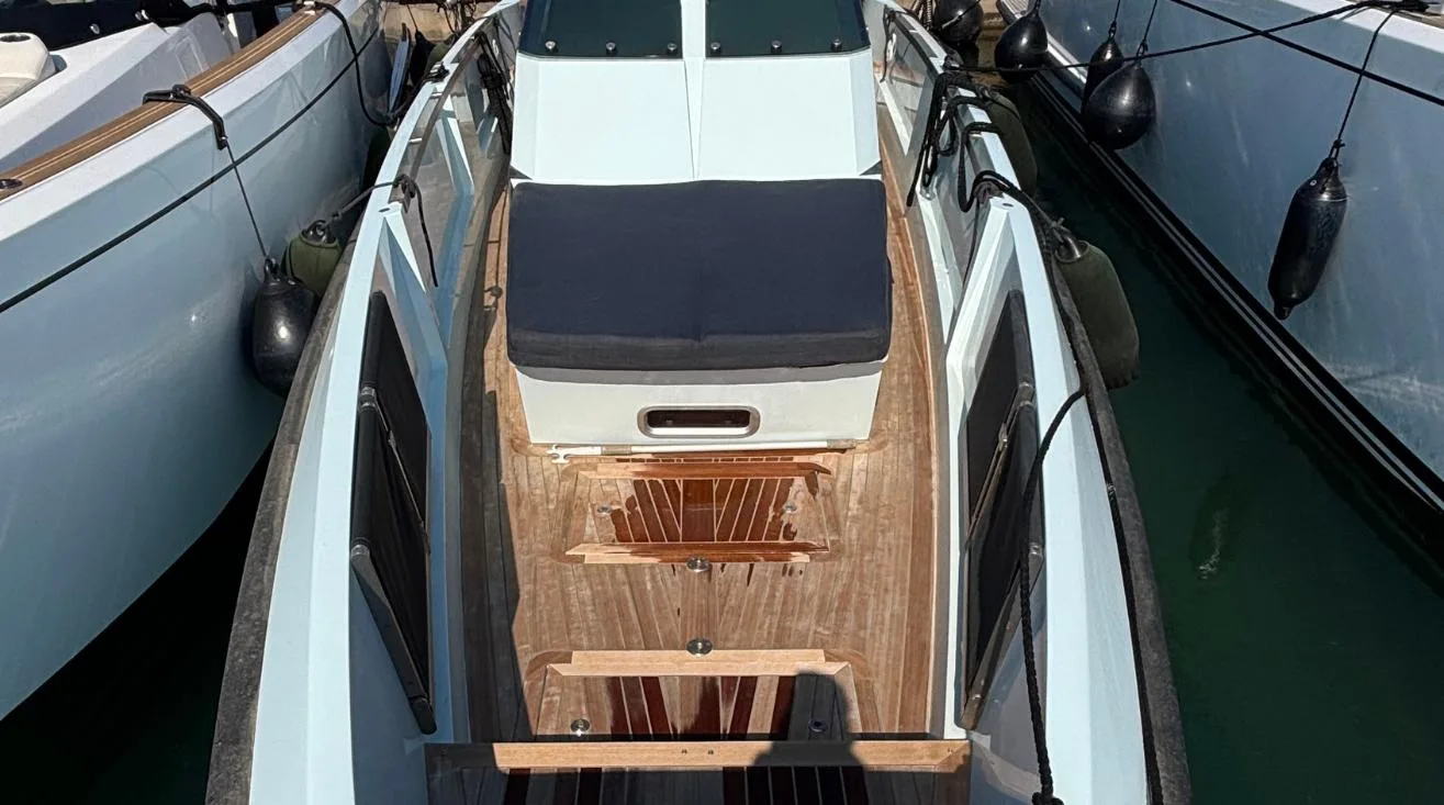 GRIVALIA V — Bateau à moteur 13,12 m (7)