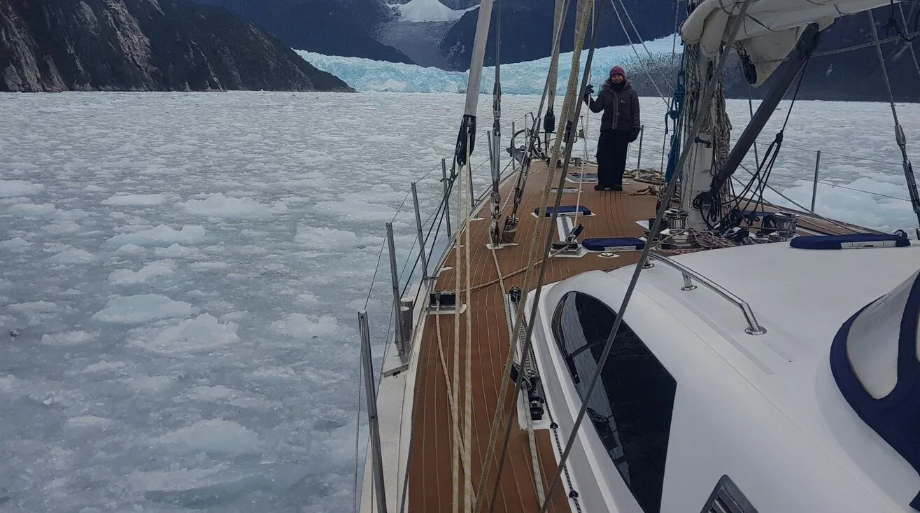 KAT — Bateau à voile 23,96 m (2)