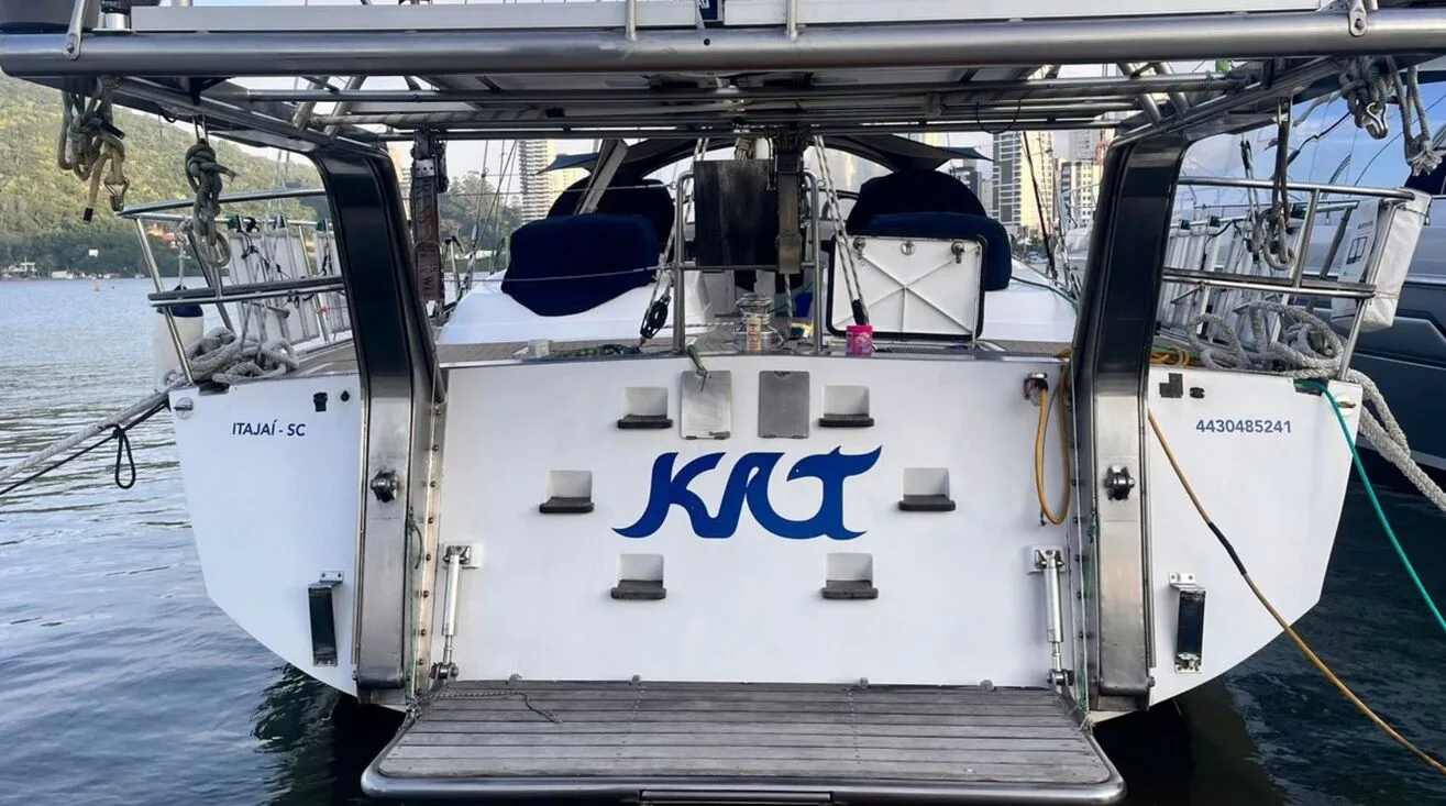 KAT — Bateau à voile 23,96 m (5)