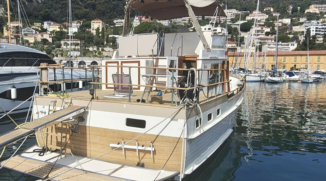 KENAPI TEN — Bateau à moteur 13,50 m (2)