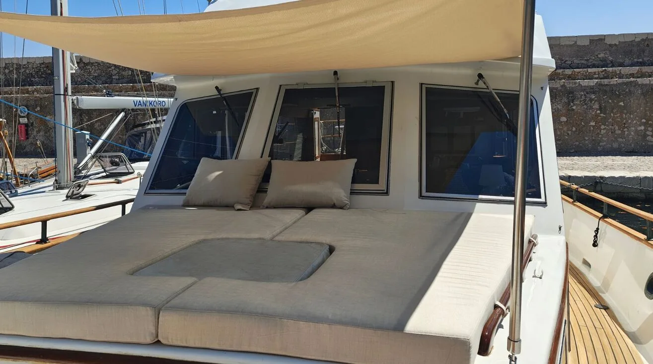 KENAPI TEN — Bateau à moteur 13,50 m (4)