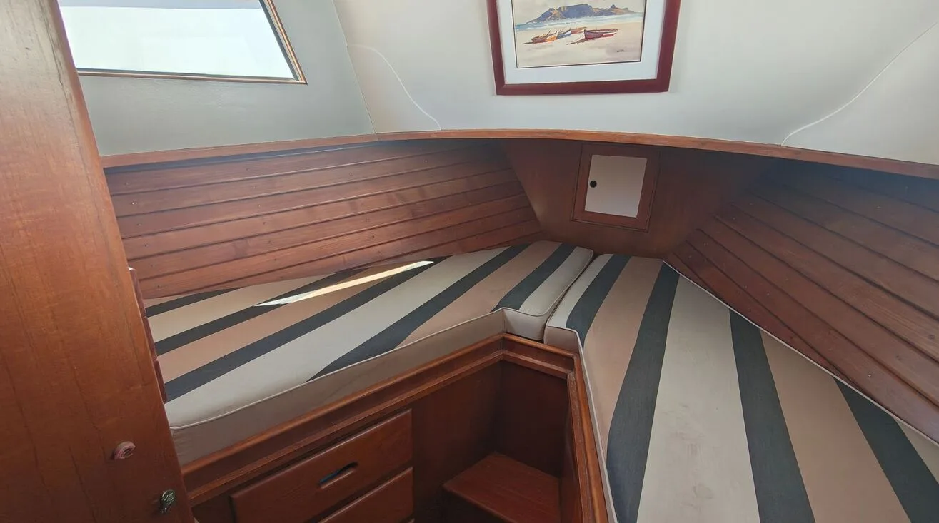 KENAPI TEN — Bateau à moteur 13,50 m (10)