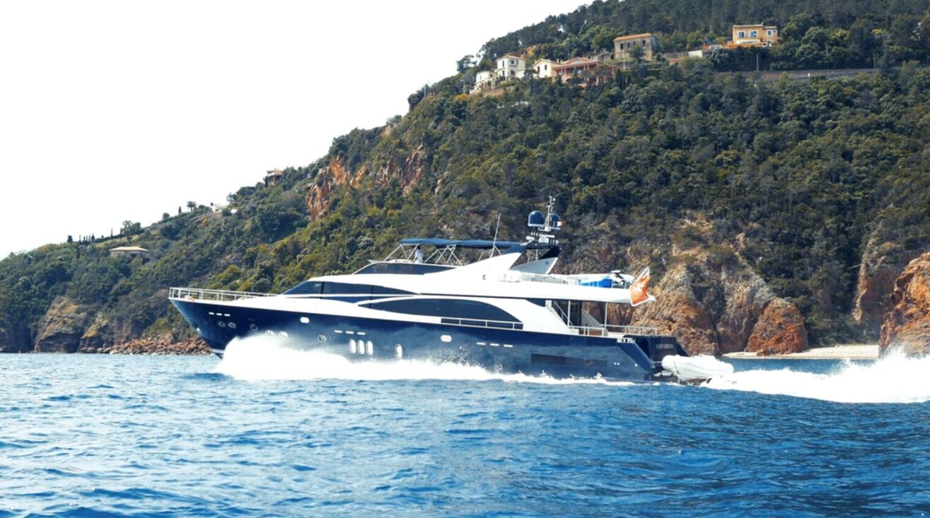 LADY AMANDA