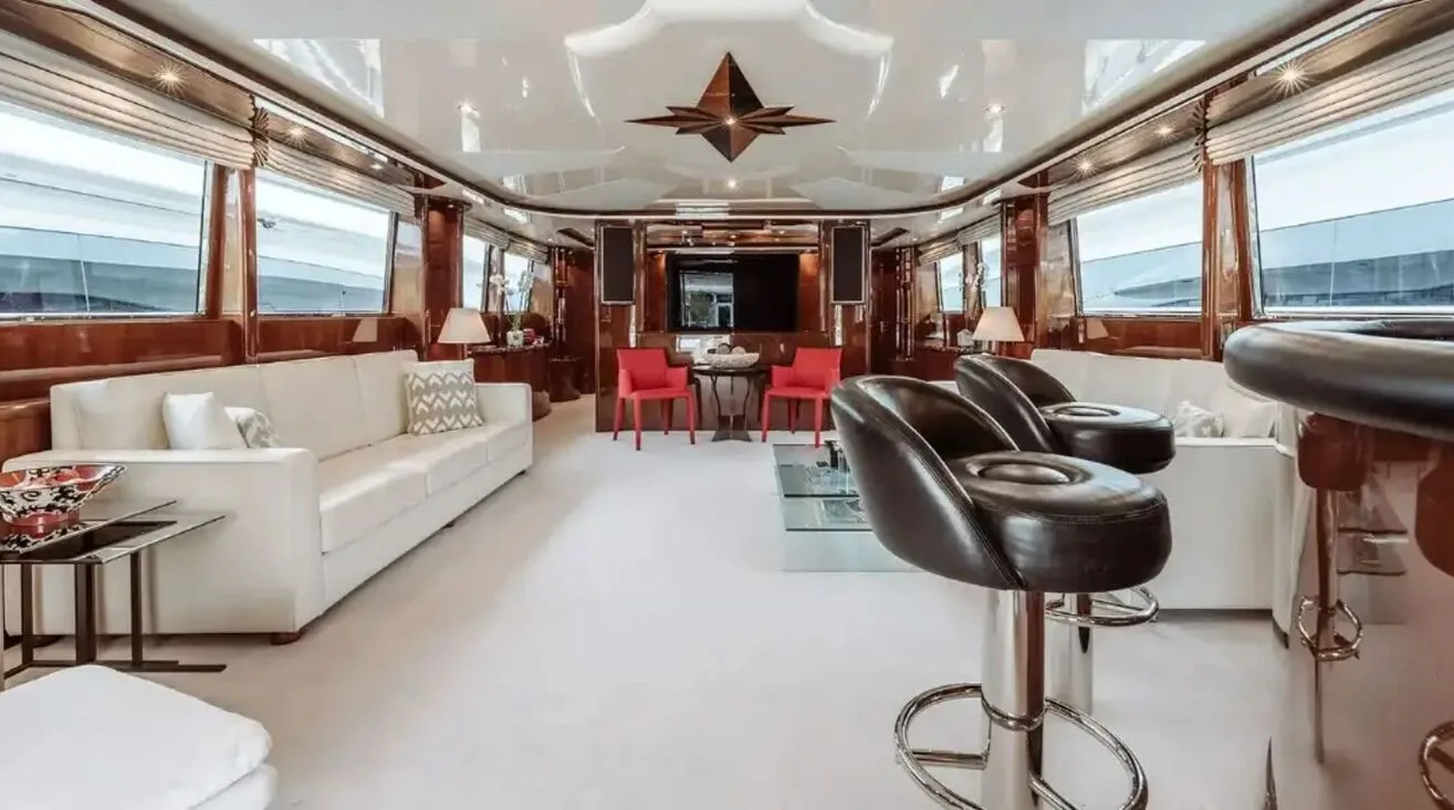 LET IT BE — Bateau à moteur 35,97 m (11)