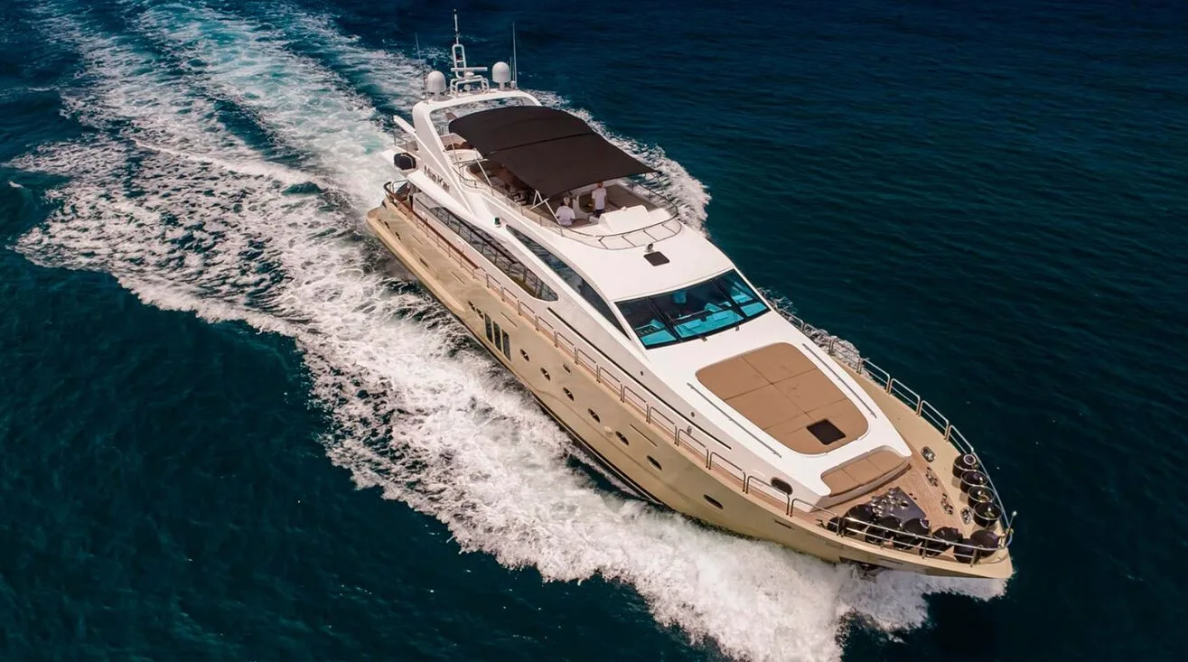 MIA KAI — Bateau à moteur 29,50 m (2)