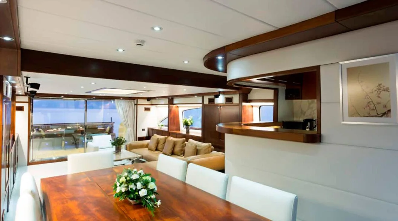 MIA KAI — Bateau à moteur 29,50 m (9)