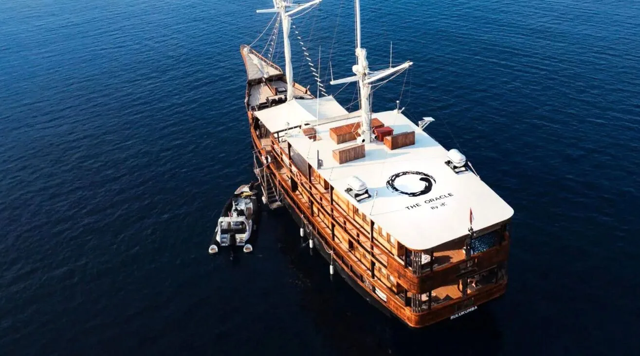 THE ORACLE  — Bateau à voile 35,00 m (2)