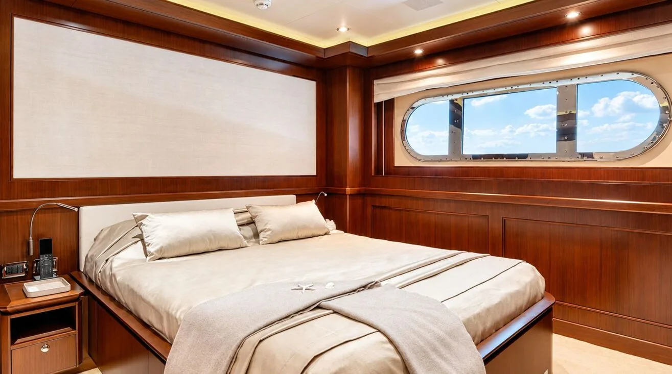 PALATIAL — Bateau à moteur 43,00 m (12)