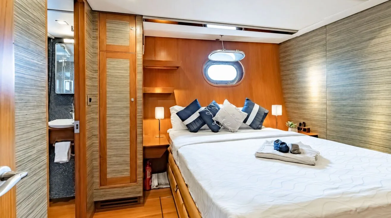 SILVERLINING — Bateau à voile 31,60 m (6)