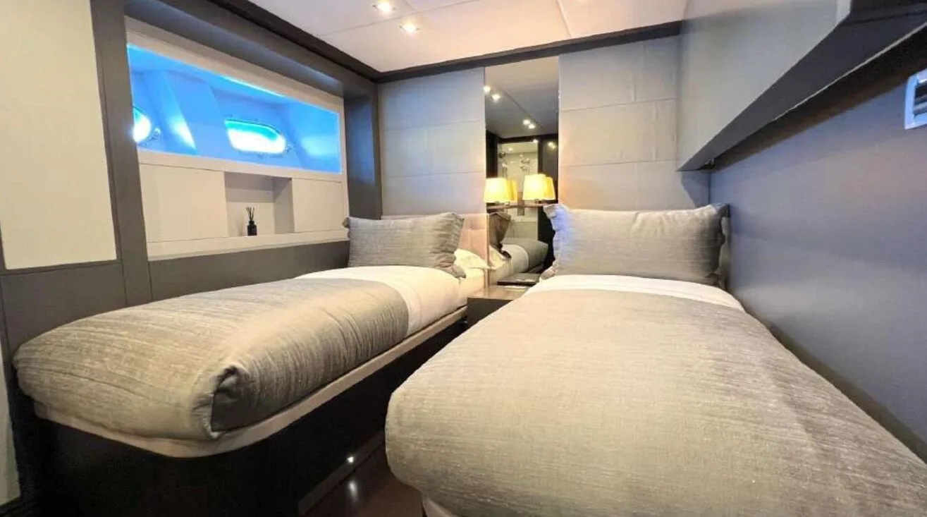 SMOOTH OPERATOR — Bateau à moteur 39,00 m (13)