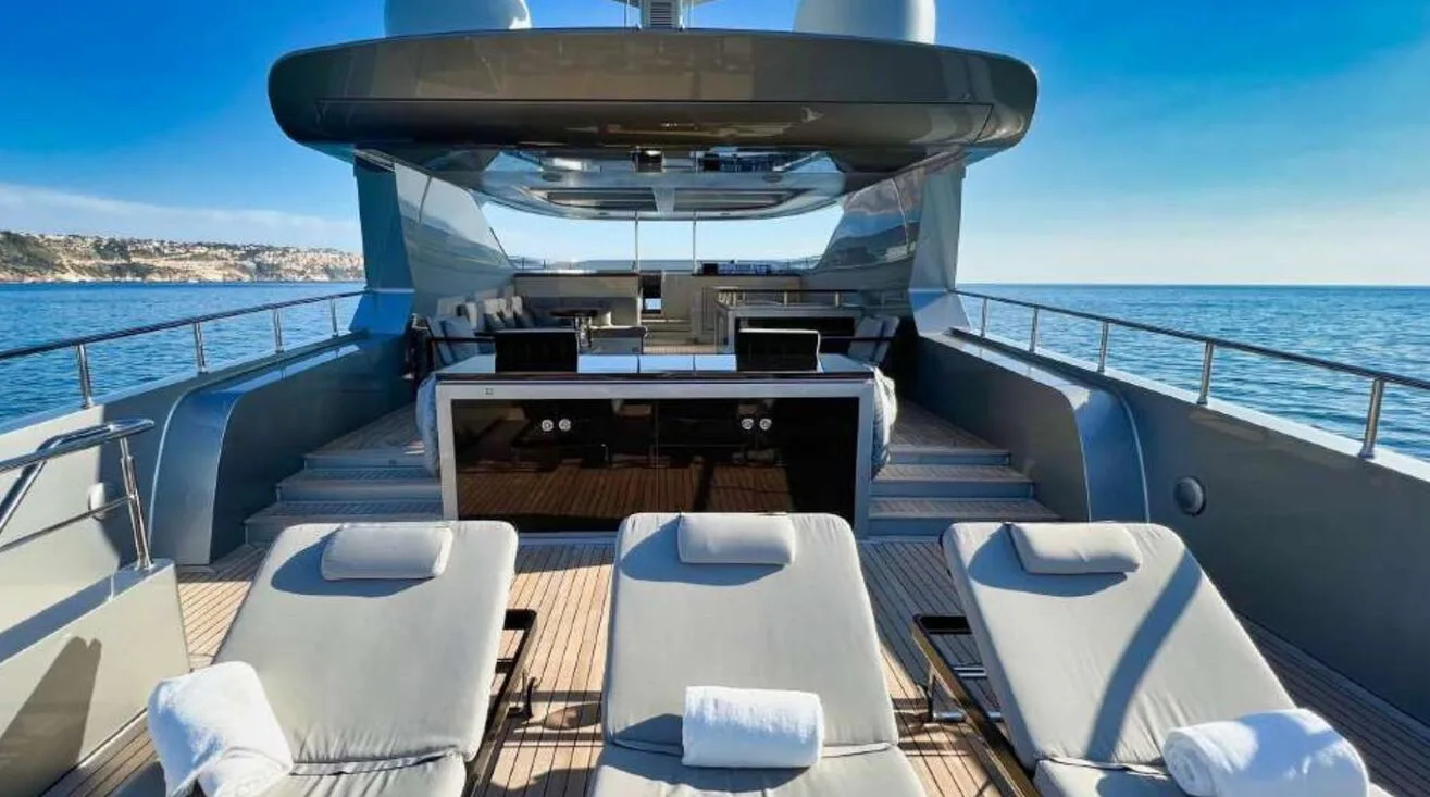 SMOOTH OPERATOR — Bateau à moteur 39,00 m (4)