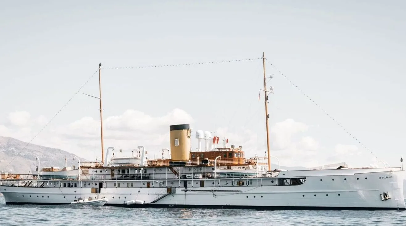 SS DELPHINE — Bateau à moteur 78,50 m (2)