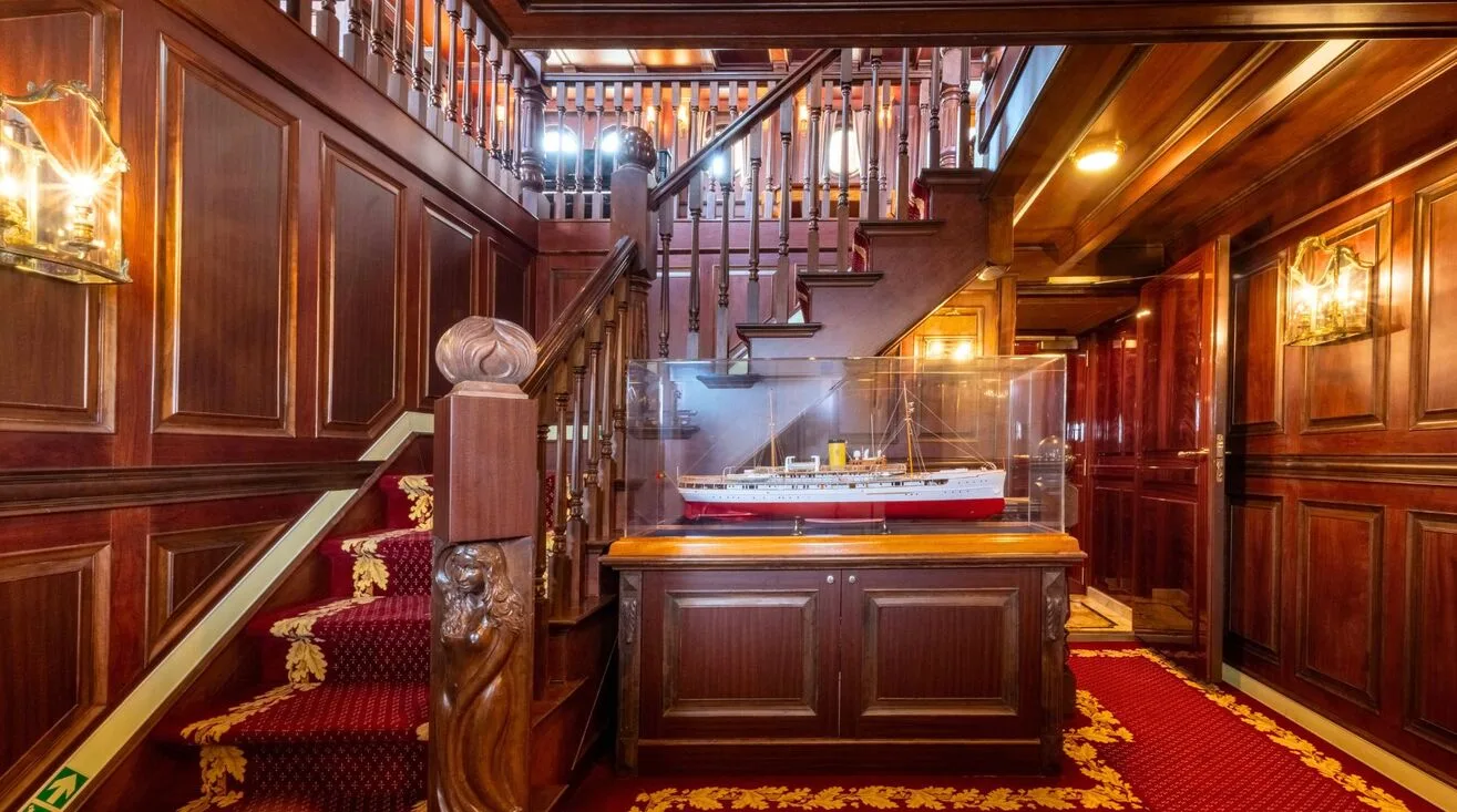 SS DELPHINE — Bateau à moteur 78,50 m (10)