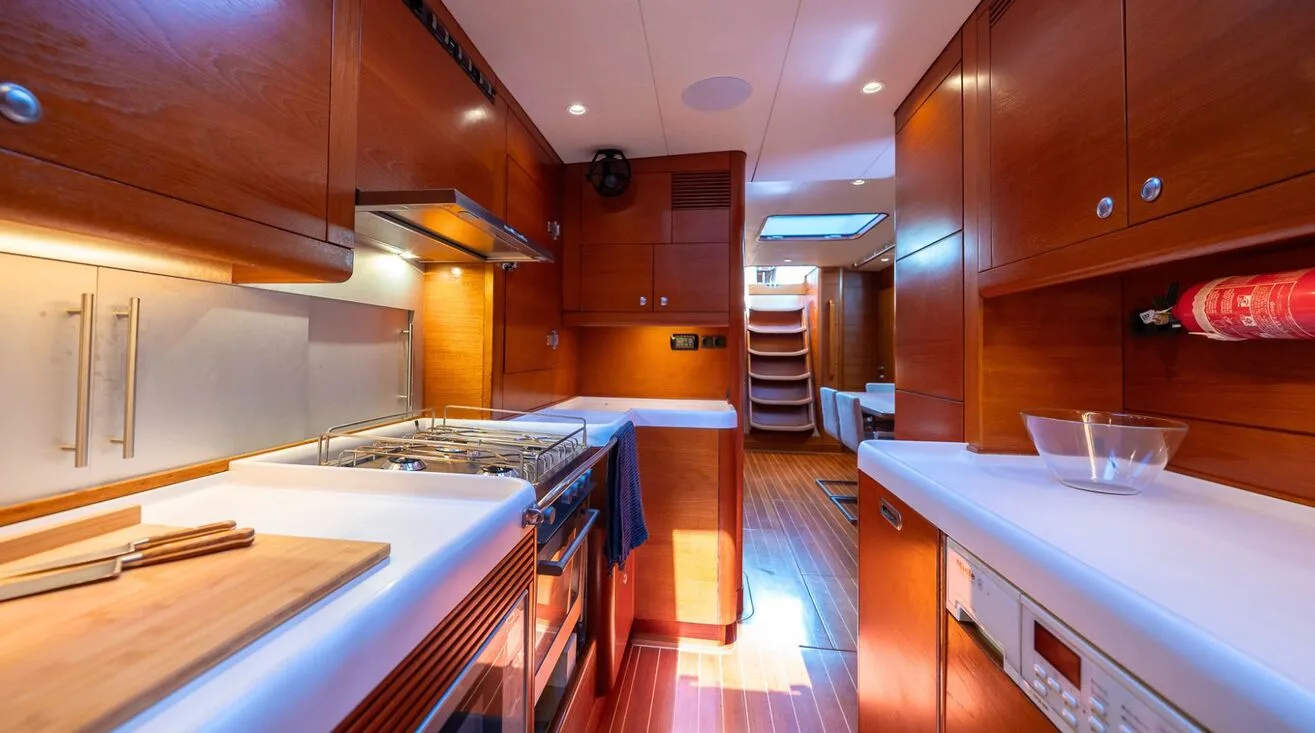 STELLA — Bateau à voile 24,89 m (10)
