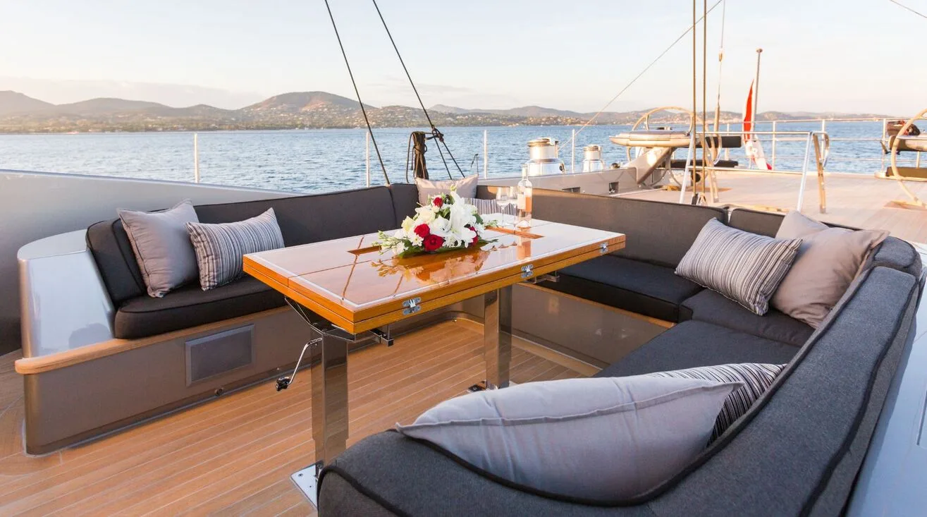 SWAGGER — Bateau à voile 37,00 m (6)