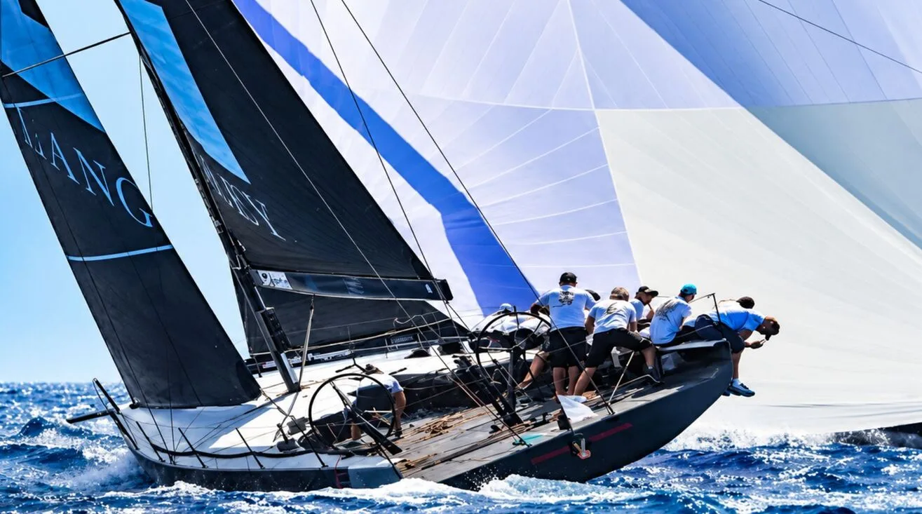 TEASING MACHINE (TP52) — Bateau de course 15,85 m (5)