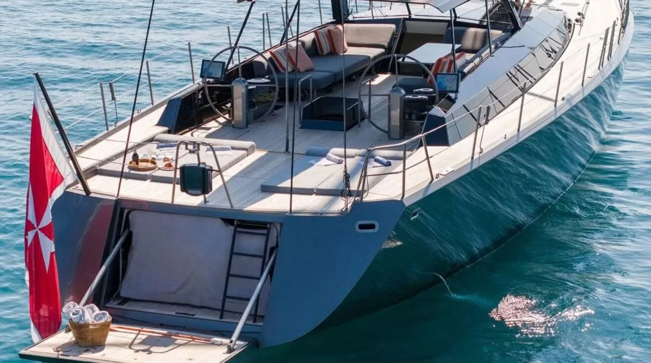 WHIMSEA — Bateau à voile 30,50 m (2)