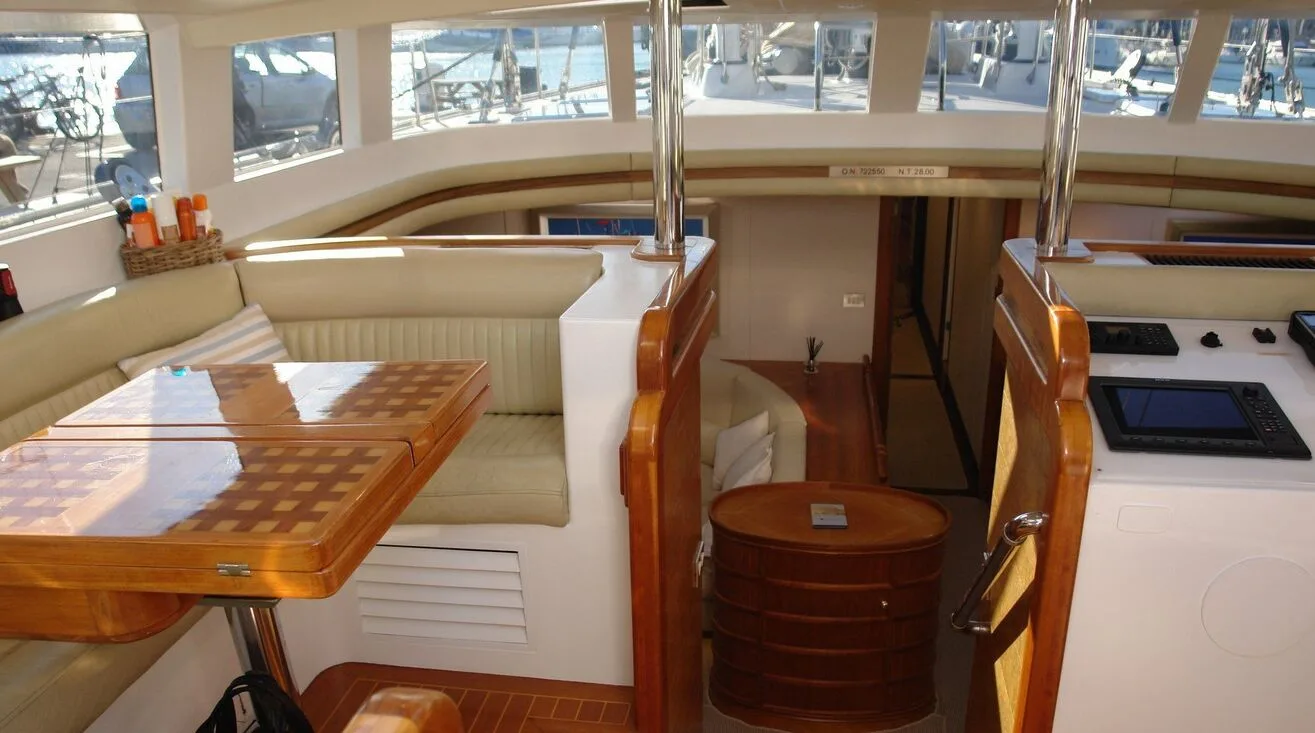 YQUEM — Bateau à voile 31,70 m (5)