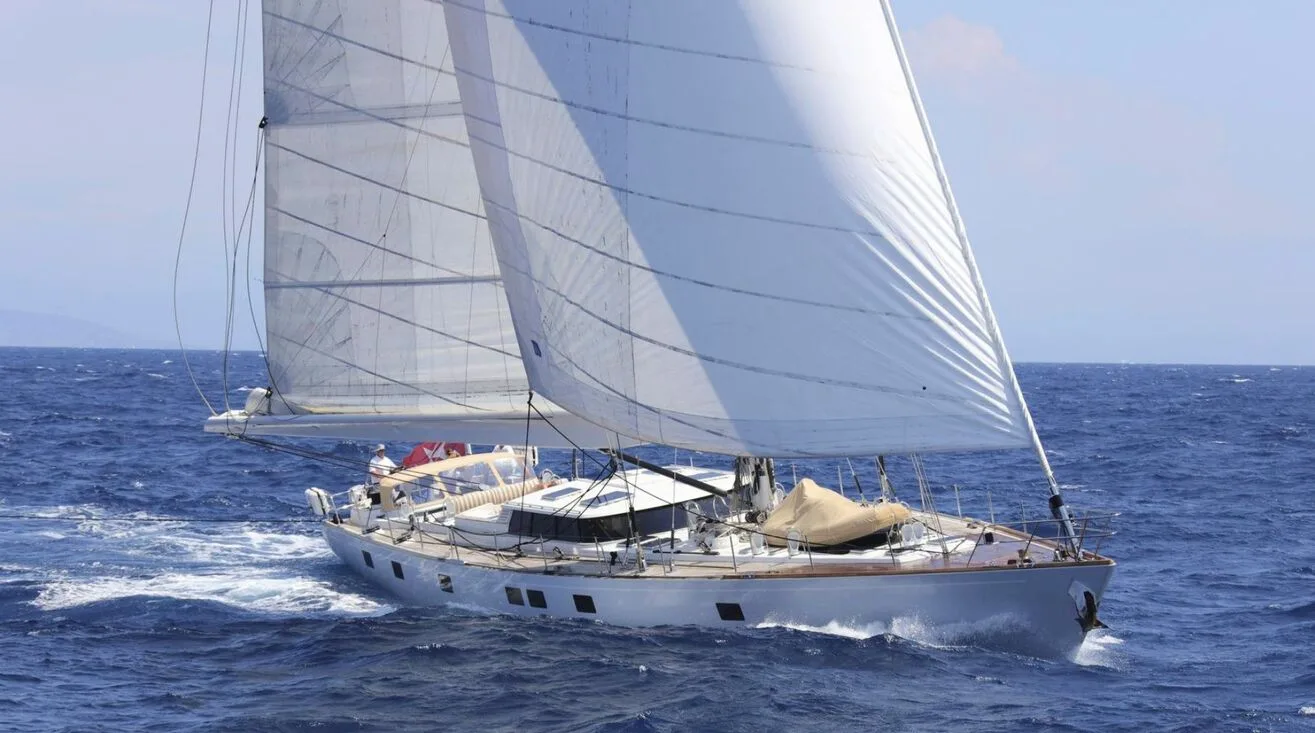 YQUEM — Bateau à voile 31,70 m (2)