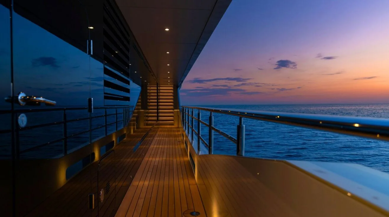 ETERNAL SPARK — Bateau à moteur 49,95 m (5)